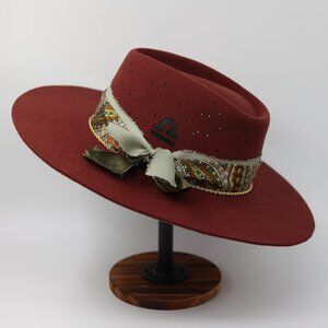 Gigi Pip Dakota Triangle Crown Hat